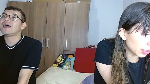 Isaandysex2428 online show from 21, 6, 2026