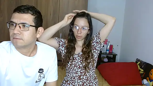 Isaandysex2428 online show from 8, 7, 2026