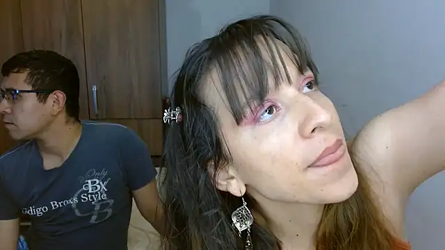 Isaandysex2428 online show from 15, 7, 2026