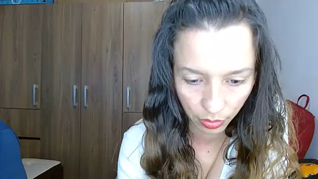 Isaandysex2428 online show from 23, 7, 2026