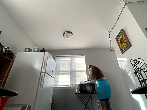 Snowbunnycake 131 online show from 28, 10, 2025