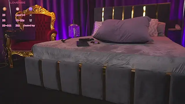 EmpressDesires online show from 25, 4, 2026