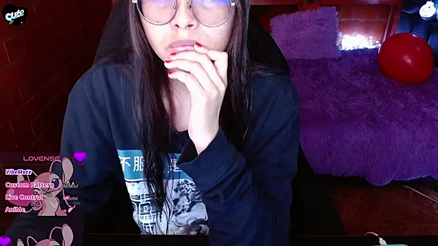 MidoriQuiinn online show from 17, 4, 2026