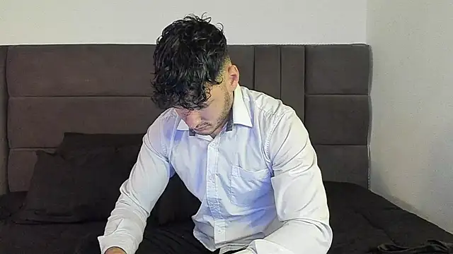 alejandro  2 online show from 16, 1, 2026