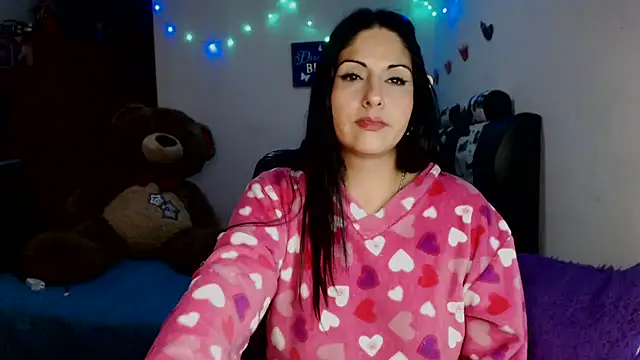 Snapshot of sahtlove1 chatting on 18, 12, 2025 sahtlove1 online show from 18, 12, 2025