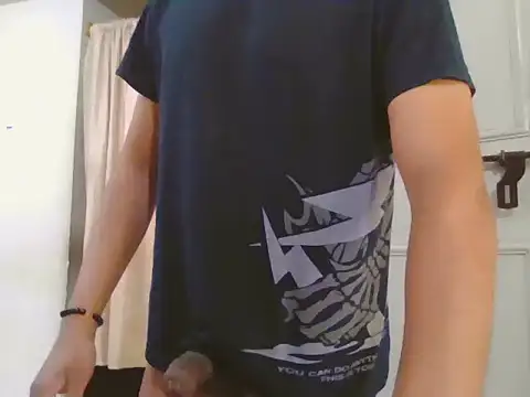 Snapshot of valyriansteel2 chatting on 4, 12, 2025 valyriansteel2 online show from 4, 12, 2025