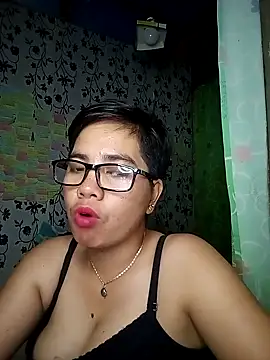 Snapshot of lovely_samxxx24 chatting on 16, 2, 2025 lovely samxxx24 online show from 16, 2, 2025
