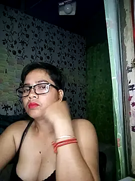 Snapshot of lovely_samxxx24 chatting on 6, 3, 2025 lovely samxxx24 online show from 6, 3, 2025
