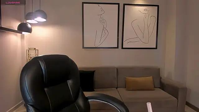 Snapshot of NinaMichelle chatting on 17, 7, 2026 NinaMichelle online show from 17, 7, 2026