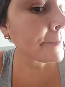 Snapshot of sweet_lucia chatting on 17, 1, 2025 sweet lucia online show from 17, 1, 2025