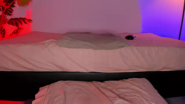 Snapshot of hot_booty_ chatting on 9, 1, 2026 hot booty online show from 9, 1, 2026