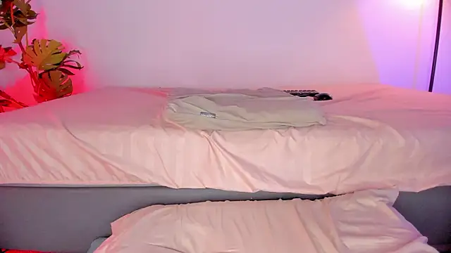 Snapshot of hot_booty_ chatting on 7, 3, 2026 hot booty online show from 7, 3, 2026