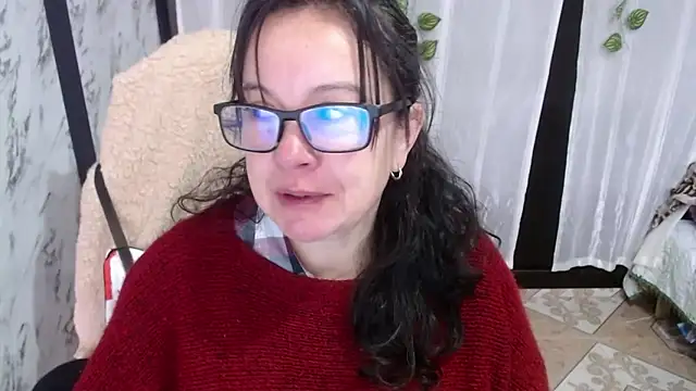 Sonialorens  online show from 18, 3, 2025