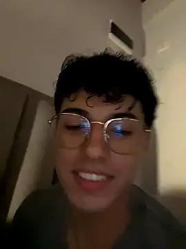 Falonrivera08 online show from 10, 10, 2025