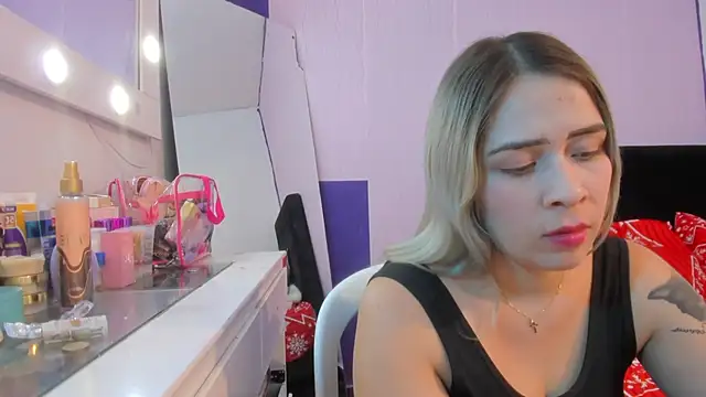 Snapshot of Byanca_Winklar chatting on 3, 12, 2024 Byanca Winklar online show from 3, 12, 2024