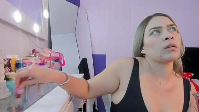 Snapshot of Byanca_Winklar chatting on 6, 12, 2024 Byanca Winklar online show from 6, 12, 2024