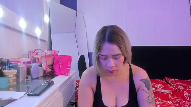 Snapshot of Byanca_Winklar chatting on 12, 12, 2024 Byanca Winklar online show from 12, 12, 2024