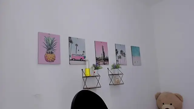 Emma lean online show from 2, 2, 2026