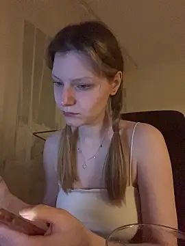 MaryHiggins online show from 6, 4, 2026