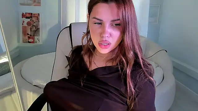 Snapshot of Roxana_Wet_ chatting on 5, 6, 2026 Roxana Wet online show from 5, 6, 2026