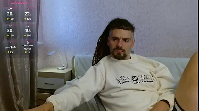 Aestheticguy101 online show from 21, 10, 2025