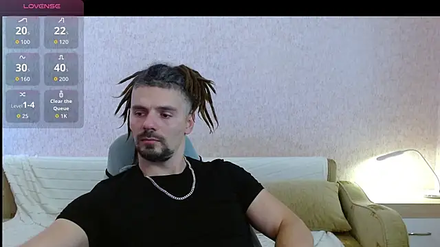 Snapshot of Aestheticguy101 chatting on 8, 8, 2026 Aestheticguy101 online show from 8, 8, 2026