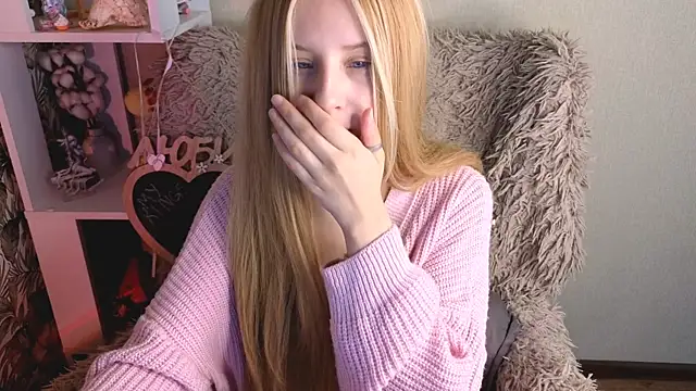 Snapshot of sarakaell chatting on 23, 7, 2026 sarakaell online show from 23, 7, 2026