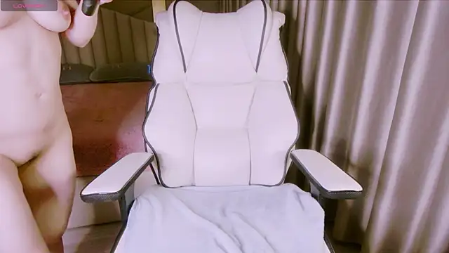 Snapshot of Girl__Funny chatting on 21, 2, 2025 Girl  Funny online show from 21, 2, 2025