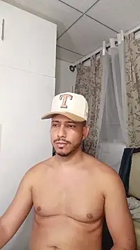 Snapshot of thommerxxx chatting on 26, 3, 2026 thommerxxx online show from 26, 3, 2026