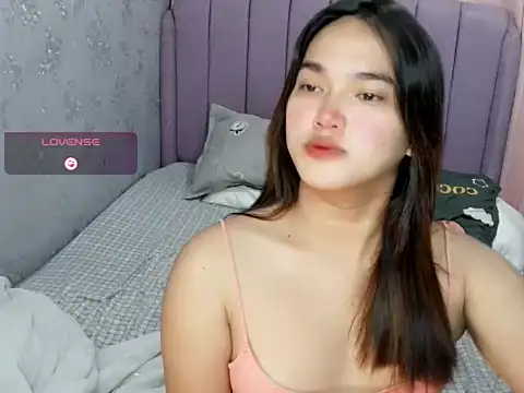 MoaningKylie online show from 4, 3, 2026