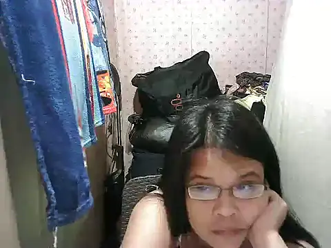 abiemayhottiey online show from 10, 11, 2025