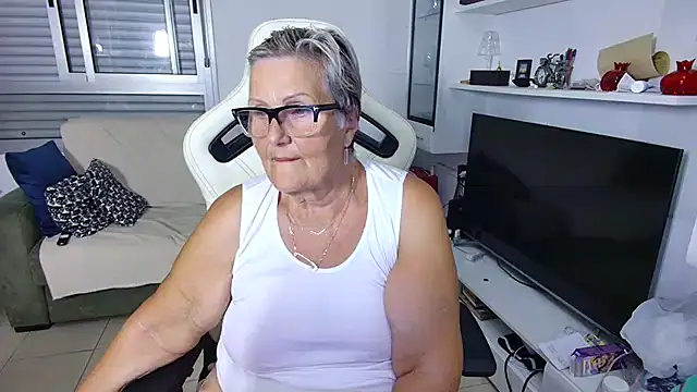 Snapshot of Selenna57 chatting on 25, 6, 2026 Selenna57 online show from 25, 6, 2026