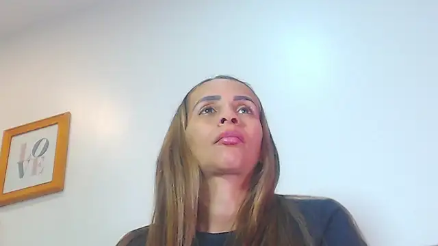 Amber Moore online show from 17, 6, 2026