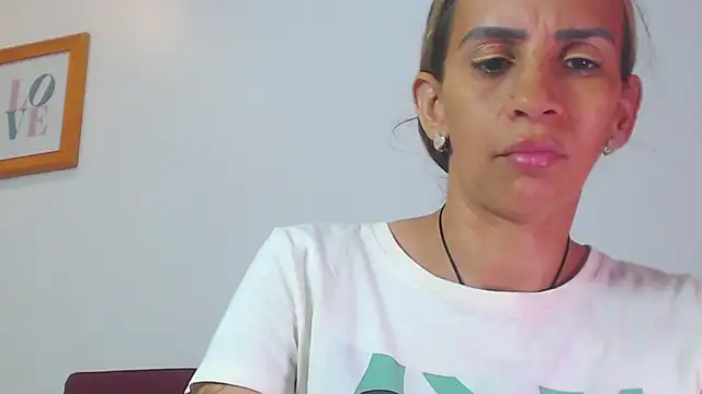 Amber Moore online show from 24, 6, 2026