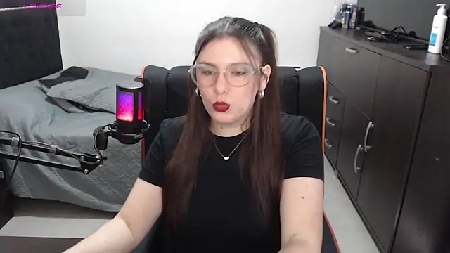 Snapshot of xxbbtaa chatting on 8, 5, 2026 xxbbtaa online show from 8, 5, 2026