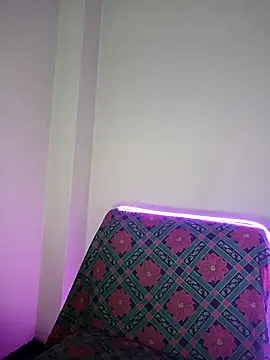 Snapshot of EmmaMelissa0521 chatting on 8, 12, 2024 EmmaMelissa0521 online show from 8, 12, 2024