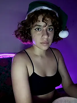 Snapshot of EmmaMelissa0521 chatting on 11, 12, 2024 EmmaMelissa0521 online show from 11, 12, 2024