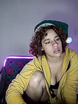 Snapshot of EmmaMelissa0521 chatting on 12, 12, 2024 EmmaMelissa0521 online show from 12, 12, 2024