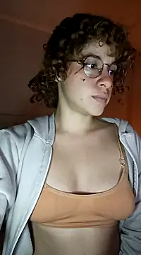 Snapshot of EmmaMelissa0521 chatting on 25, 12, 2024 EmmaMelissa0521 online show from 25, 12, 2024