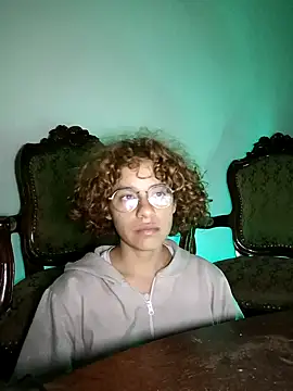 Snapshot of EmmaMelissa0521 chatting on 6, 1, 2025 EmmaMelissa0521 online show from 6, 1, 2025