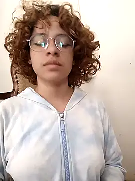 Snapshot of EmmaMelissa0521 chatting on 11, 1, 2025 EmmaMelissa0521 online show from 11, 1, 2025