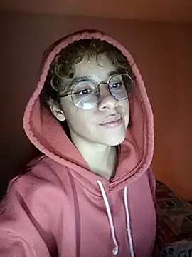 Snapshot of EmmaMelissa0521 chatting on 17, 1, 2025 EmmaMelissa0521 online show from 17, 1, 2025