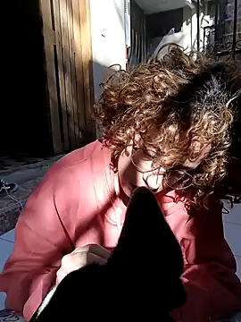 Snapshot of EmmaMelissa0521 chatting on 19, 1, 2025 EmmaMelissa0521 online show from 19, 1, 2025