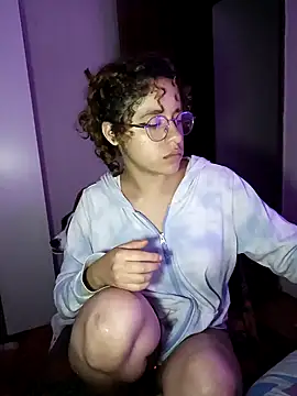 Snapshot of EmmaMelissa0521 chatting on 20, 1, 2025 EmmaMelissa0521 online show from 20, 1, 2025