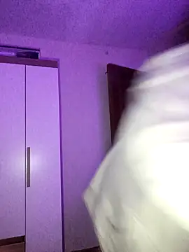 Snapshot of EmmaMelissa0521 chatting on 23, 1, 2025 EmmaMelissa0521 online show from 23, 1, 2025