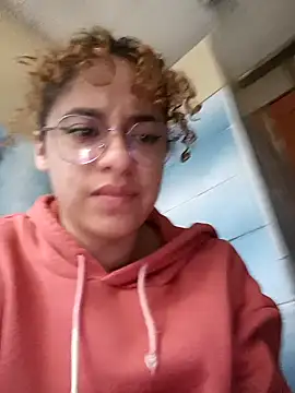 Snapshot of EmmaMelissa0521 chatting on 25, 1, 2025 EmmaMelissa0521 online show from 25, 1, 2025