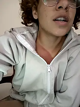 Snapshot of EmmaMelissa0521 chatting on 8, 2, 2025 EmmaMelissa0521 online show from 8, 2, 2025