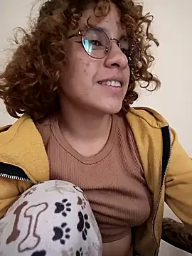 Snapshot of EmmaMelissa0521 chatting on 13, 2, 2025 EmmaMelissa0521 online show from 13, 2, 2025