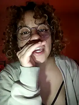 Snapshot of EmmaMelissa0521 chatting on 15, 2, 2025 EmmaMelissa0521 online show from 15, 2, 2025