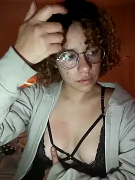 Snapshot of EmmaMelissa0521 chatting on 15, 2, 2025 EmmaMelissa0521 online show from 15, 2, 2025